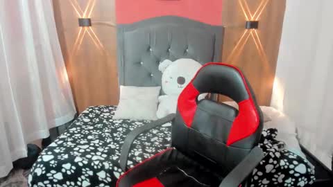 Snapshot of lyanamerry03 chatting on 19, 2, 2025 lyanamerry03 online show from 19, 2, 2025