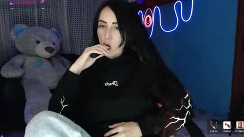 Lyann  online show from 26, 5, 2026