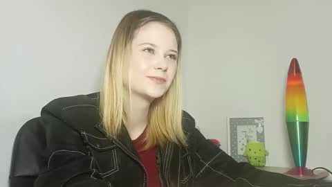 Snapshot of lydiasunny chatting on 13, 10, 2025 Lydia online show from 13, 10, 2025