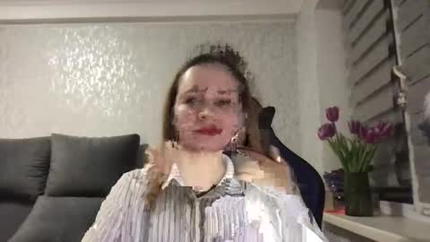 Snapshot of lyeeu25 chatting on 4, 3, 2025 Tina online show from 4, 3, 2025