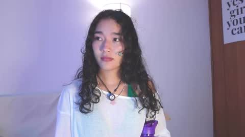 Snapshot of lyhana_lee chatting on 26, 11, 2025 Lyhana Lee online show from 26, 11, 2025