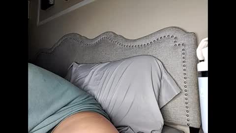 Snapshot of lylajades chatting on 4, 12, 2024 Olivia online show from 4, 12, 2024