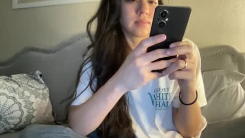 Snapshot of lylajades chatting on 23, 1, 2025 Olivia online show from 23, 1, 2025