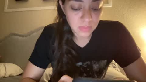 Snapshot of lylajades chatting on 19, 11, 2025 Olivia online show from 19, 11, 2025