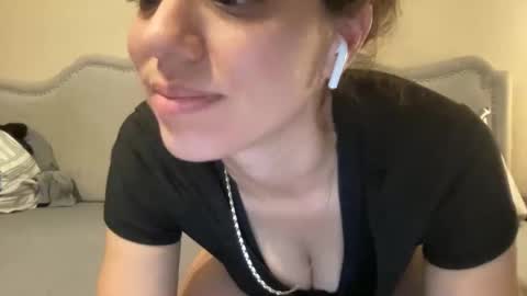 Snapshot of lylajades chatting on 9, 2, 2026 Olivia online show from 9, 2, 2026