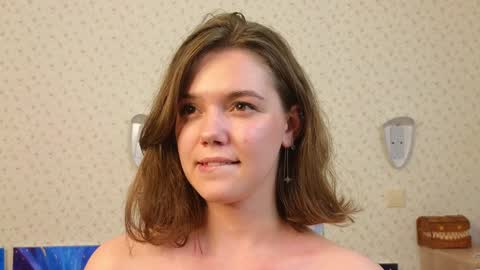 Snapshot of lyle_art chatting on 4, 12, 2024 hi im Lyle online show from 4, 12, 2024