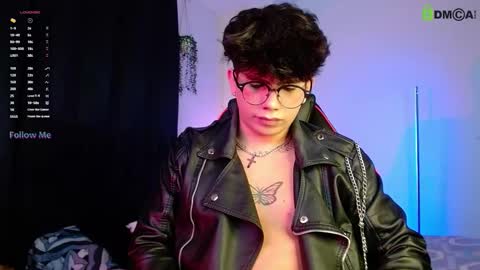 Snapshot of lylebennett_ chatting on 7, 11, 2025 Lyle Bennett Freelance Model online show from 7, 11, 2025