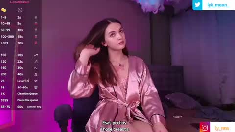 Snapshot of lylita_moon chatting on 18, 6, 2026 Littl online show from 18, 6, 2026