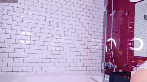 Lyly   online show from 21, 2, 2026