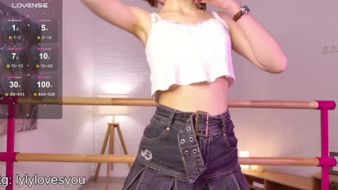 Lyly   online show from 8, 4, 2026