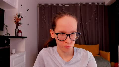 Snapshot of lynettebails chatting on 29, 1, 2025 Sara online show from 29, 1, 2025