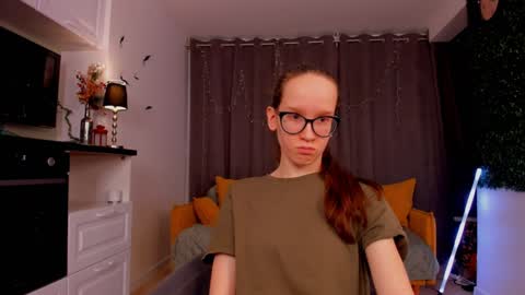 Snapshot of lynettebails chatting on 31, 1, 2025 Sara online show from 31, 1, 2025