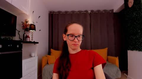 Snapshot of lynettebails chatting on 16, 2, 2025 Sara online show from 16, 2, 2025