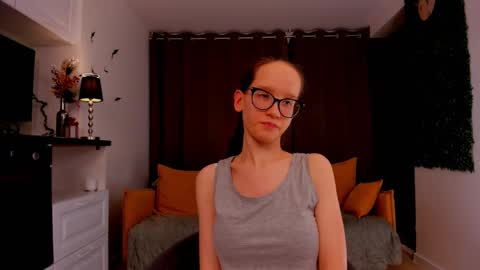 Snapshot of lynettebails chatting on 17, 2, 2025 Sara online show from 17, 2, 2025