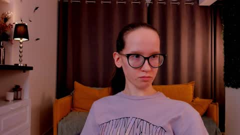 Snapshot of lynettebails chatting on 20, 2, 2025 Sara online show from 20, 2, 2025