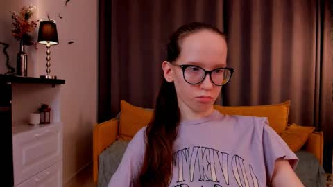 Snapshot of lynettebails chatting on 20, 2, 2025 Sara online show from 20, 2, 2025