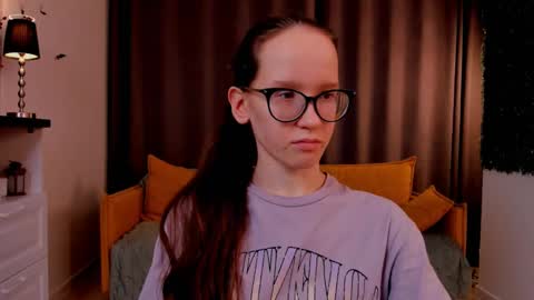 Snapshot of lynettebails chatting on 20, 2, 2025 Sara online show from 20, 2, 2025