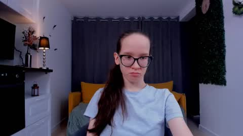 Snapshot of lynettebails chatting on 3, 3, 2025 Sara online show from 3, 3, 2025