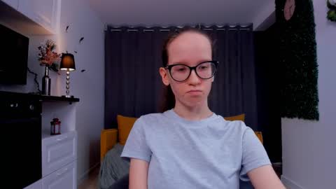 Snapshot of lynettebails chatting on 3, 3, 2025 Sara online show from 3, 3, 2025