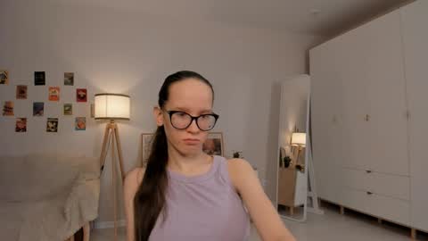 Snapshot of lynettebails chatting on 10, 3, 2025 Sara online show from 10, 3, 2025