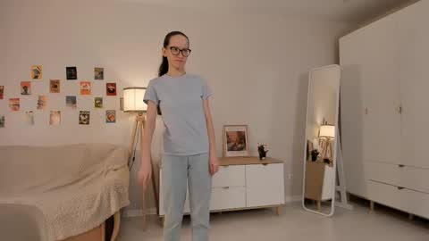 Snapshot of lynettebails chatting on 12, 3, 2025 Sara online show from 12, 3, 2025