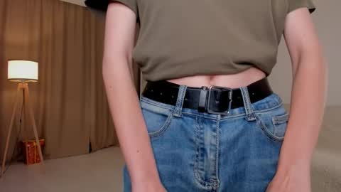 Snapshot of lynettebails chatting on 1, 10, 2025 Sara online show from 1, 10, 2025