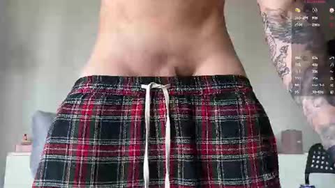 Snapshot of lyon_power_ chatting on 12, 6, 2026 Dani online show from 12, 6, 2026