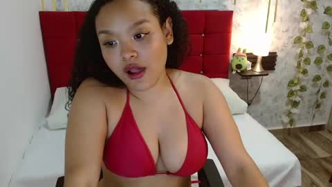 Snapshot of lyra_0 chatting on 18, 1, 2025 Lyra online show from 18, 1, 2025