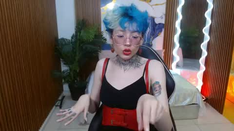 lyra_tay online show from 3, 3, 2026