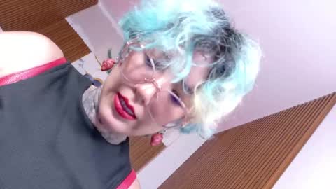 lyra_tay online show from 23, 5, 2026