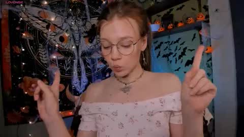 Lyra online show from 26, 10, 2025