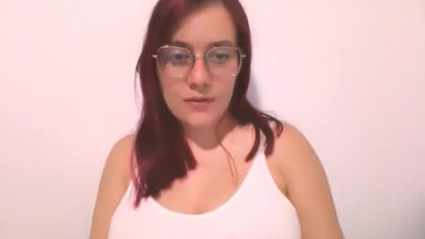 Snapshot of lyracarter chatting on 21, 4, 2026 Lyra Carter online show from 21, 4, 2026