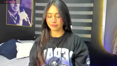 Snapshot of lyralux10 chatting on 18, 9, 2025 lyralux10 online show from 18, 9, 2025