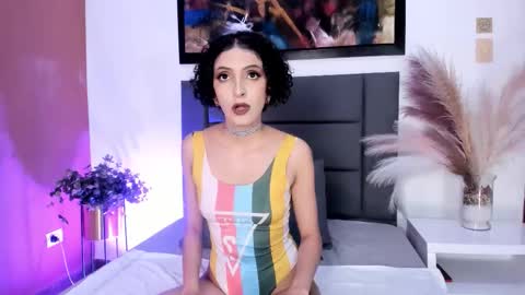 Lyravendrell online show from 4, 3, 2026