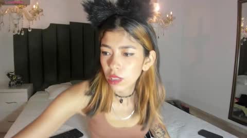 Snapshot of lyxi_ chatting on 27, 2, 2025 Lyxi online show from 27, 2, 2025
