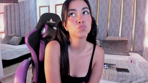 Lizzy smith  online show from 5, 2, 2025