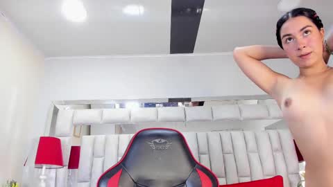 Lizzy smith  online show from 24, 9, 2025