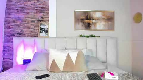 Lizzy smith  online show from 11, 10, 2025