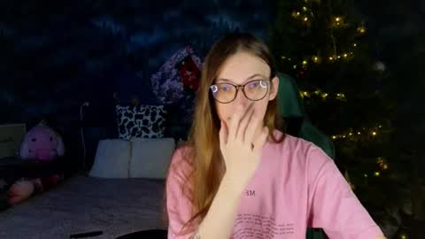 Snapshot of m1shq chatting on 15, 12, 2025 m1shq online show from 15, 12, 2025