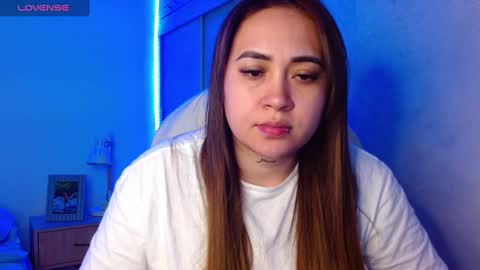 Snapshot of m33li chatting on 7, 1, 2025 Meli online show from 7, 1, 2025