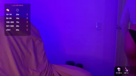 Snapshot of m33li chatting on 4, 10, 2025 Meli online show from 4, 10, 2025