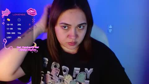 Snapshot of m33li chatting on 5, 12, 2025 Meli online show from 5, 12, 2025