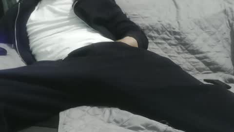 m4dh4tter24 online show from 3, 1, 2025