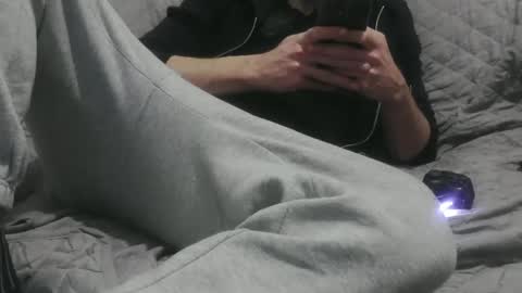 m4dh4tter24 online show from 30, 1, 2025