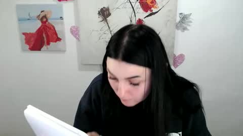 m_i_k_i_ online show from 20, 3, 2026