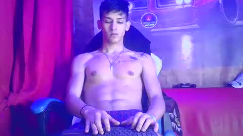 Snapshot of maaster420 chatting on 16, 12, 2024 itgram pezlo josue online show from 16, 12, 2024