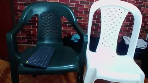 Snapshot of maaster420 chatting on 9, 1, 2025 itgram pezlo josue online show from 9, 1, 2025