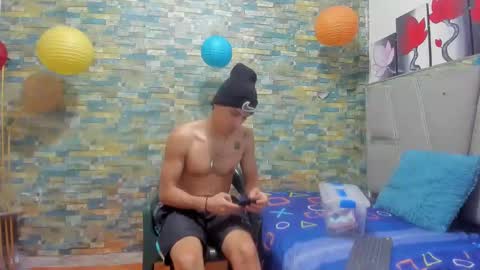 Snapshot of maaster420 chatting on 11, 1, 2025 itgram pezlo josue online show from 11, 1, 2025