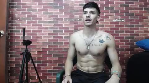 Snapshot of maaster420 chatting on 14, 1, 2025 itgram pezlo josue online show from 14, 1, 2025