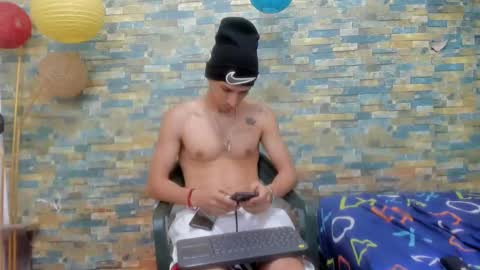 Snapshot of maaster420 chatting on 19, 1, 2025 itgram pezlo josue online show from 19, 1, 2025